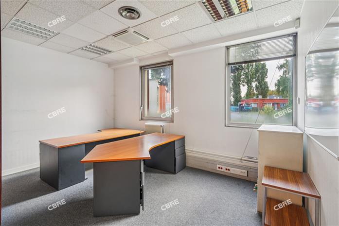 Bureau Location 93120 LA COURNEUVE