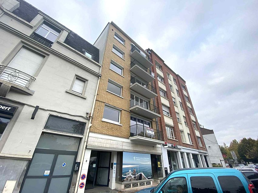 Chargement de l'image...