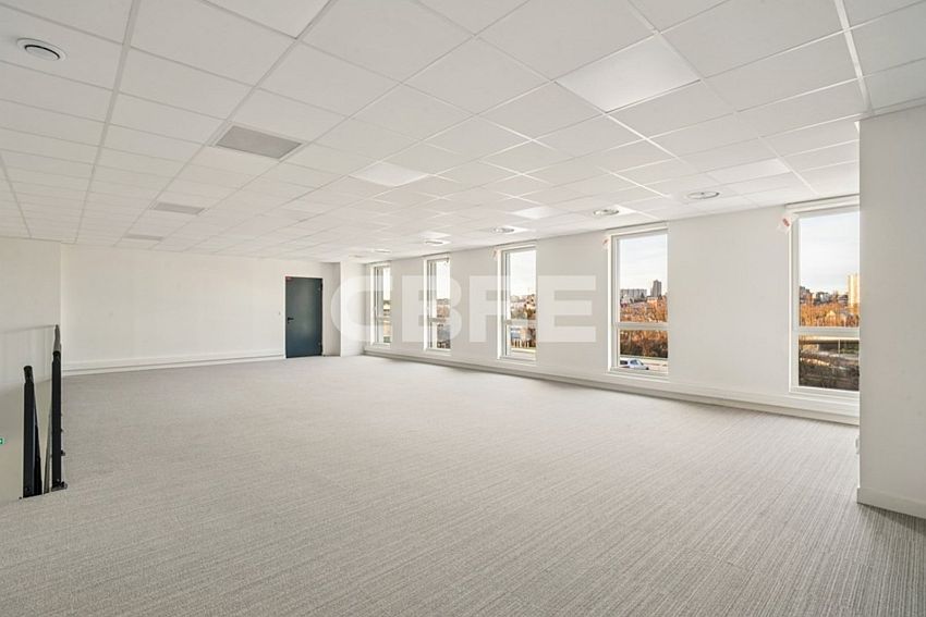 Local d'activités Location 93140 BONDY