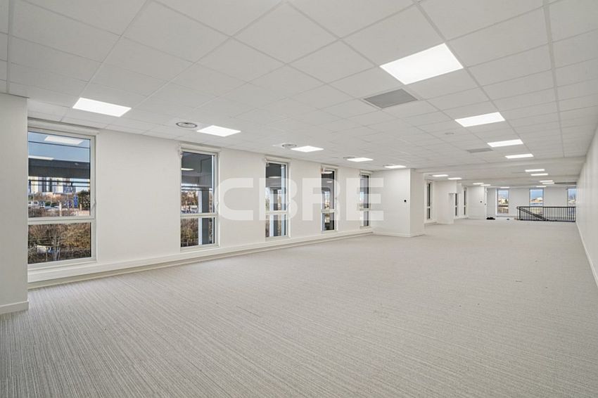 Local d'activités Location 93140 BONDY