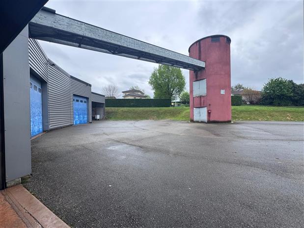 Local d'activités Vente/Location 01250 CEYZERIAT