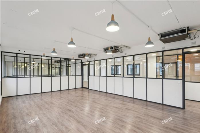 Bureau Location 94300 VINCENNES 8 COURS LOUIS LUMIERE