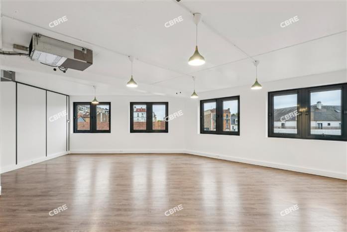 Bureau Location 94300 VINCENNES 8 COURS LOUIS LUMIERE