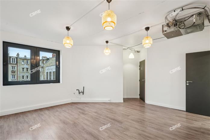 Bureau Location 94300 VINCENNES 8 COURS LOUIS LUMIERE