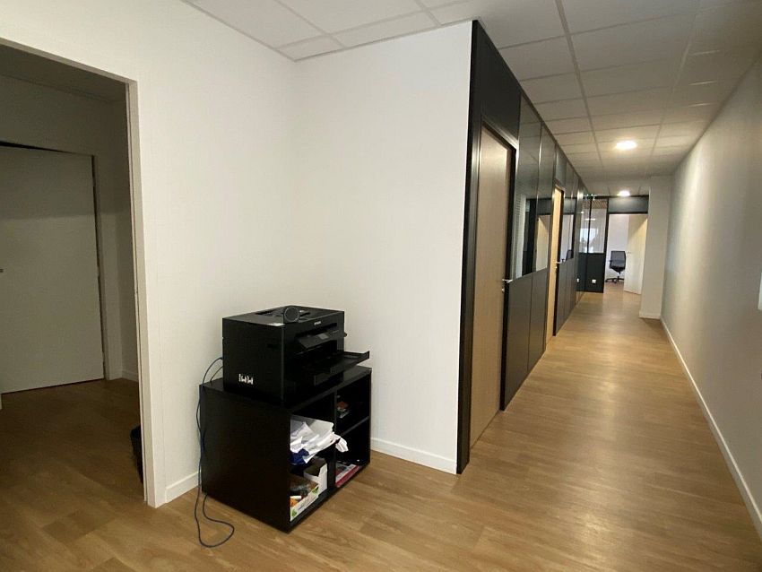 Local d'activités Location 33700 MERIGNAC