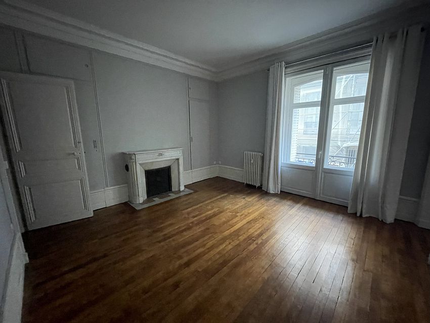 Bureau Location 44000 NANTES 11 RUE LA FAYETTE