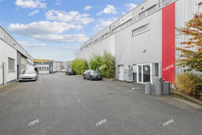 Local d'activités Location 92000 NANTERRE