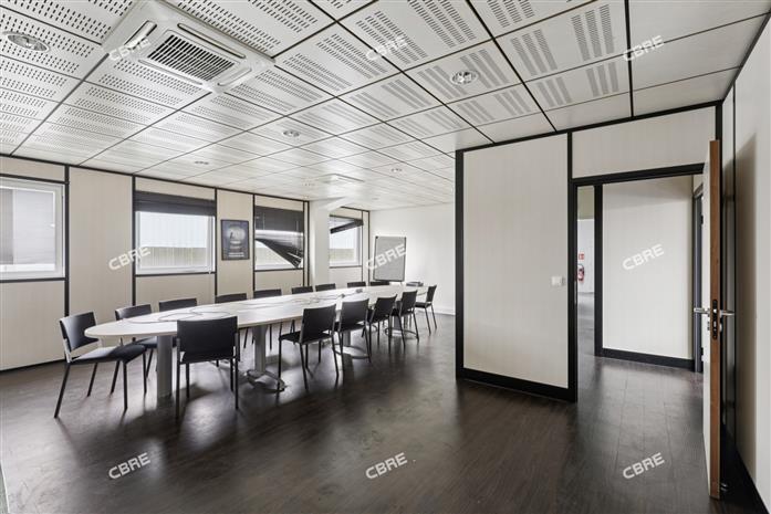 Local d'activités Location 92000 NANTERRE