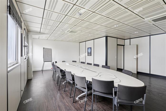 Local d'activités Location 92000 NANTERRE