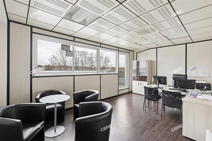 Local d'activités Location 92000 NANTERRE