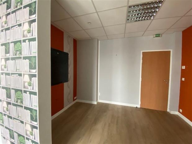 Bureau Vente/Location 35000 RENNES 11 RUE LOUIS KERAUTRET BOTMEL