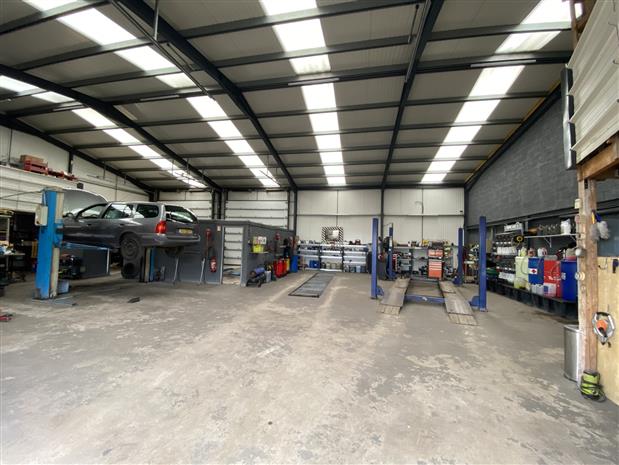 Local d'activités Vente 91520 EGLY