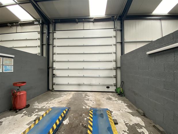 Local d'activités Vente 91520 EGLY