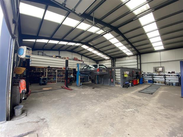 Local d'activités Vente 91520 EGLY