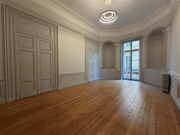 Bureau Location 33000 BORDEAUX 1 RUE D'ENGHIEN