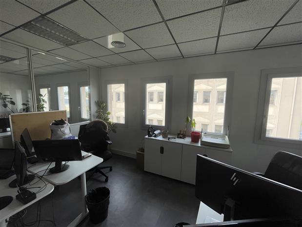 Bureau Location 13821 LA PENNE SUR HUVEAUNE