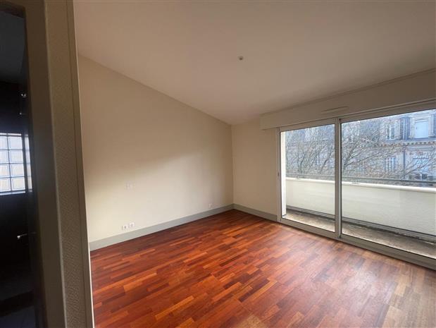 Bureau Location 33200 BORDEAUX 59 AVENUE CARNOT