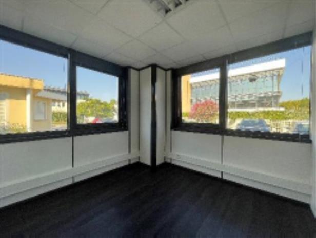 Bureau Location 34170 CASTELNAU LE LEZ 223 AVENUE CLEMENT ADER