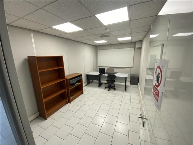 Local d'activités Location 77990 LE MESNIL AMELOT