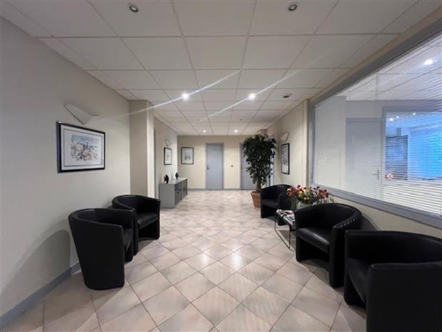 Bureau Location 06000 NICE