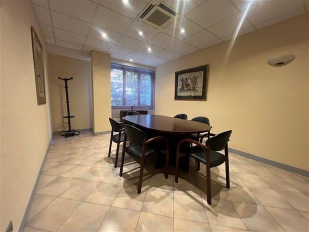 Bureau Location 06000 NICE