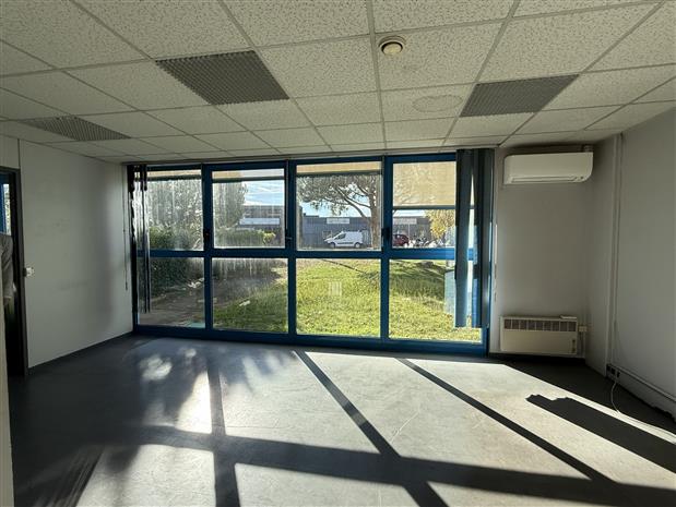 Local d'activités Location 33700 MERIGNAC