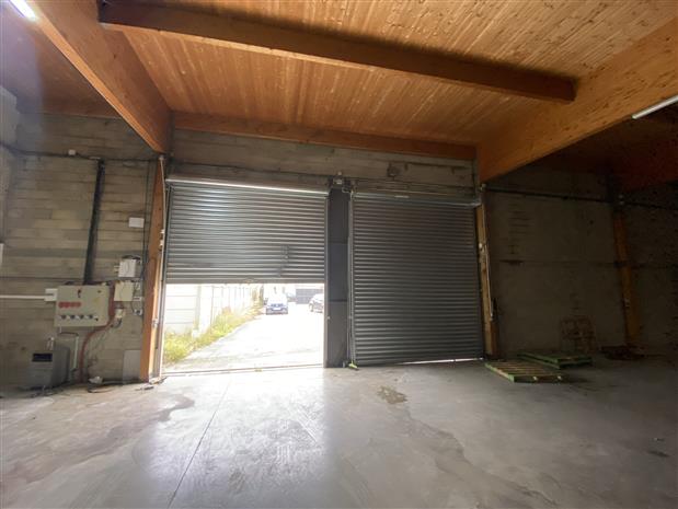 Entrepôt / Local d'activités Vente/Location 77230 VILLENEUVE SOUS DAMMARTIN