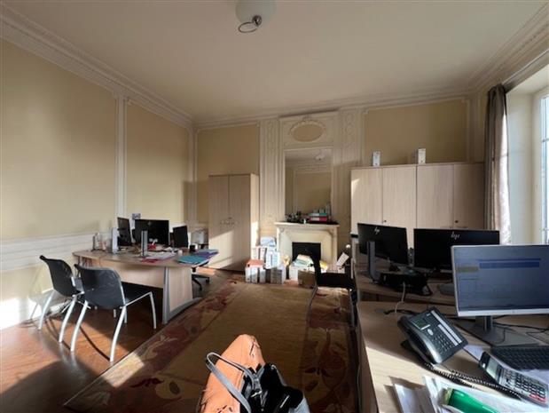 Bureau Location 06000 NICE