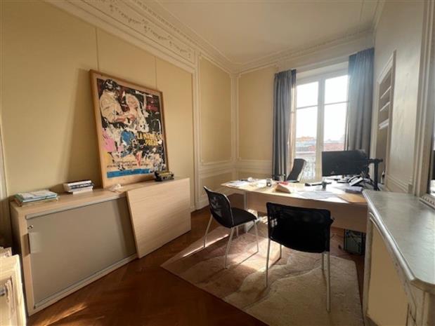 Bureau Location 06000 NICE