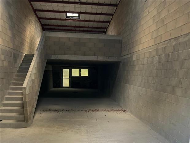 Local d'activités Vente/Location 91530 ST CHERON