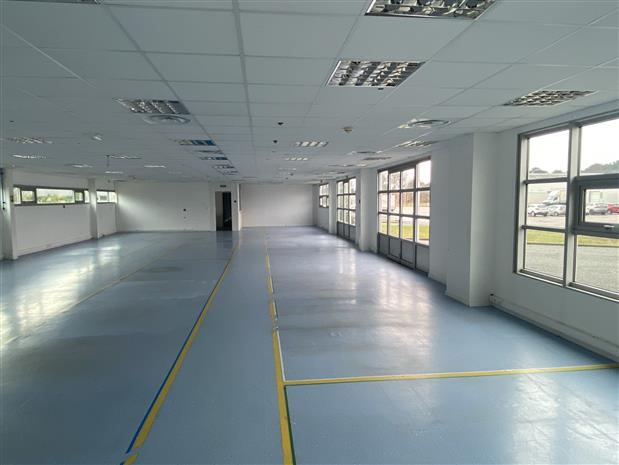 Local d'activités Location 33610 CESTAS