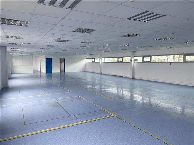 Local d'activités Location 33610 CESTAS