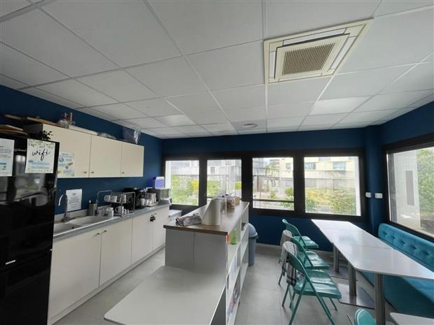 Bureau Location 33300 BORDEAUX 1 AVENUE DES 40 JOURNAUX