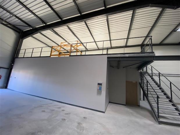 Local d'activités Location 13120 GARDANNE