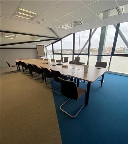 Bureau Location 33300 BORDEAUX 61 QUAI LAWTON