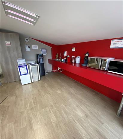 Bureau Location 33300 BORDEAUX 61 QUAI LAWTON