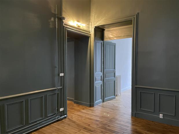 Bureau Location 44000 NANTES 1 RUE DU ROI ALBERT