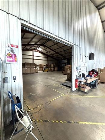 Local d'activités Vente 31410 NOE