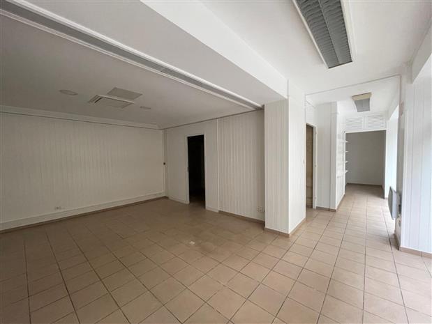 Bureau Location 33000 BORDEAUX 23 PARVIS DES CHARTRONS