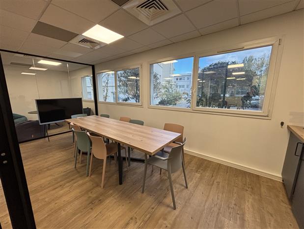 Bureau Location 13420 GEMENOS