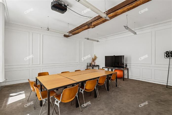 Bureau Location 75011 PARIS