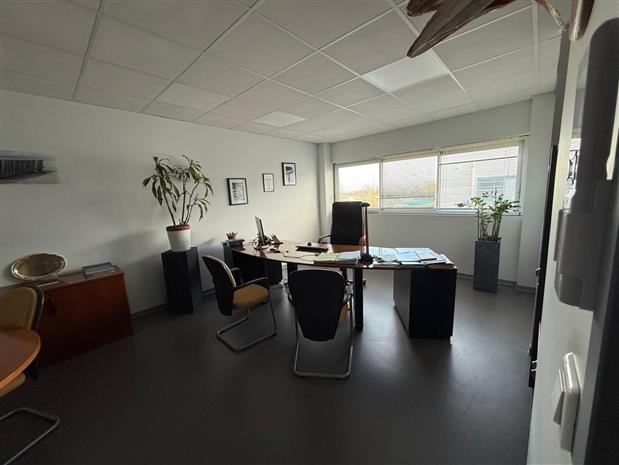 Local d'activités Vente 33750 BEYCHAC ET CAILLAU