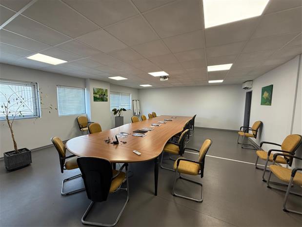 Local d'activités Vente 33750 BEYCHAC ET CAILLAU