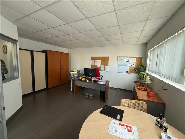 Local d'activités Vente 33750 BEYCHAC ET CAILLAU