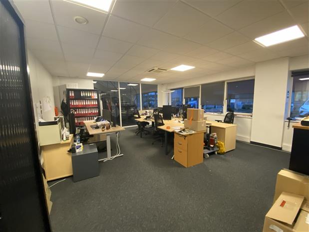 Bureau Location 59118 WAMBRECHIES