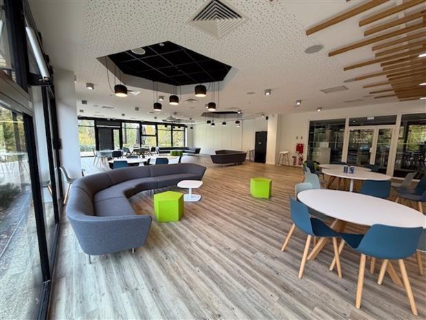 Bureau Location 69130 ECULLY 60 CHEMIN DES MOUILLES