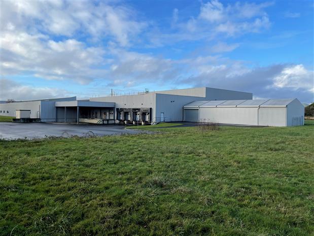 Entrepôt / Local d'activités Location 35150 JANZE