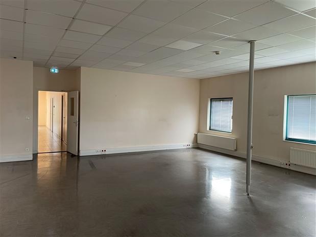 Entrepôt / Local d'activités Location 35150 JANZE