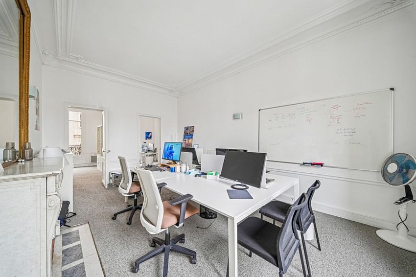 Bureau Location 75008 PARIS 12 RUE DE ROME