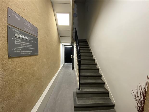 Bureau Location 33000 BORDEAUX 10 RUE JEAN JACQUES ROUSSEAU